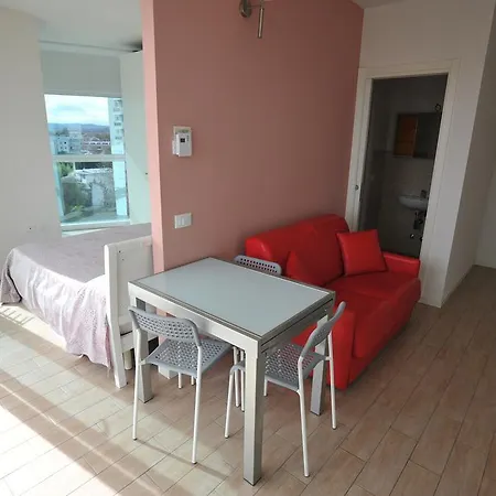 Aparthotel Empire 4*